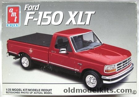 AMT 1/25 1992 Ford F-150 XLT Pickup Truck, 6809 plastic model kit